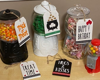 Wood Gift Tags Set of 5 for glass gumball machine canister TREAT Jar Tag Holidays Tiered Tray Decor Farmhouse hand Decorated