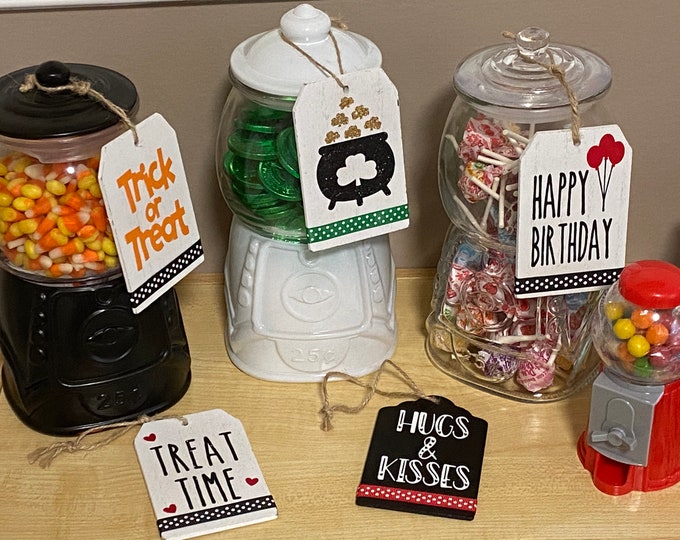 Wood Gift Tags Set of 5 for glass gumball machine canister TREAT Jar Tag Holidays Tiered Tray Decor Farmhouse hand Decorated