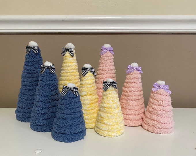 Spring Trees - Chunky yarn - choice of pink yellow or blue - Cute yarn trees for spring tiered tray -
