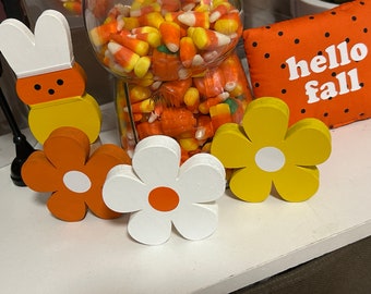 Candy Corn Style Decor - Wood Flowers for Tiered Tray - Set of 3 Wooden Daisies - Standing Daisies Yellow Orange White Halloween Fall Decor