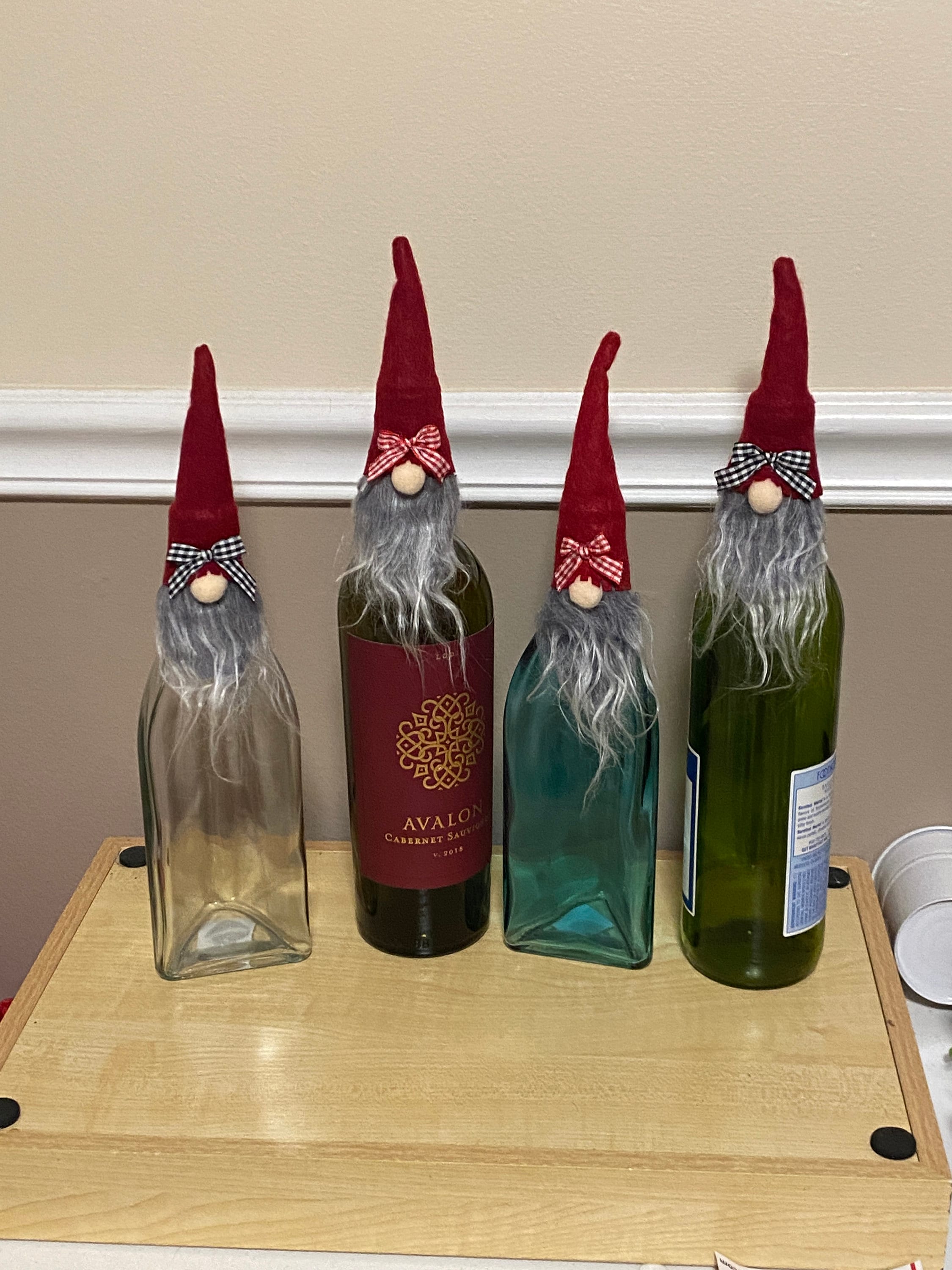 PartyTalk 6pcs Christmas Wine Bottle Toppers Decorative Handmade Swedish Tomte Gnome Wine Bottle Toppers for Home Holiday Christmas Decorations 