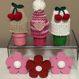 Straw Hat Cherries - Etsy display picture 1
