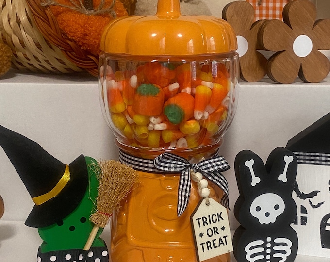 Pumpkin Glass Gumball Jar Machine With Wood Tag Trick or Treat Orange Halloween Canister Seal Tight Lid Gum Ball Decor Storage Kitchen