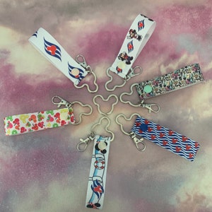 Disney Minnie Ear Holder, Keyring, assorted designs, Cruise, Snacks, Summer Fruits