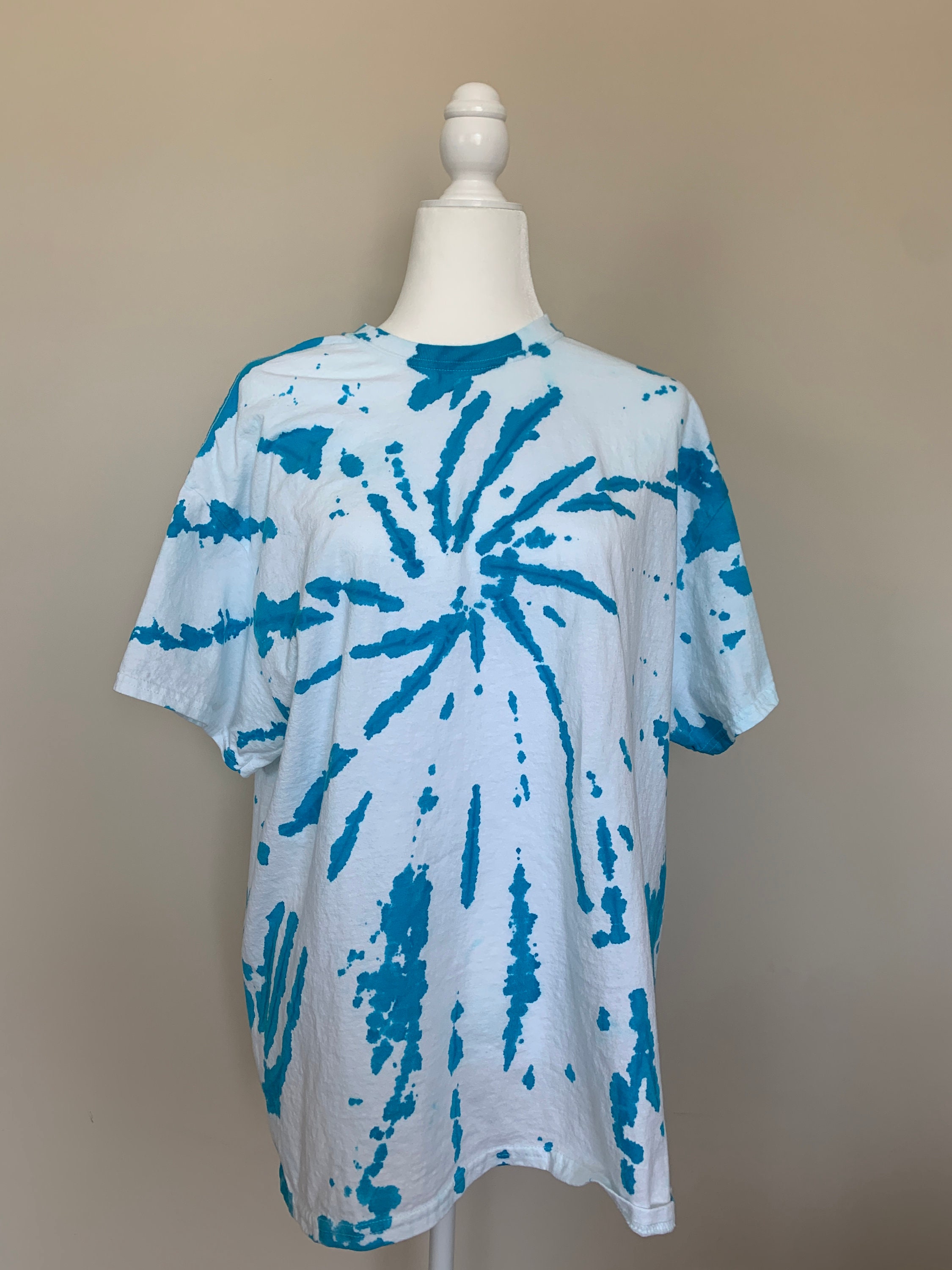 XLarge Blue & White Tie-Dye T-Shirt unisex | Etsy