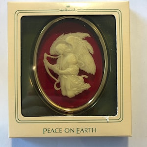 Hallmark Keepsake Peace on Earth Christmas Ornament, 1984 - Free Shipping