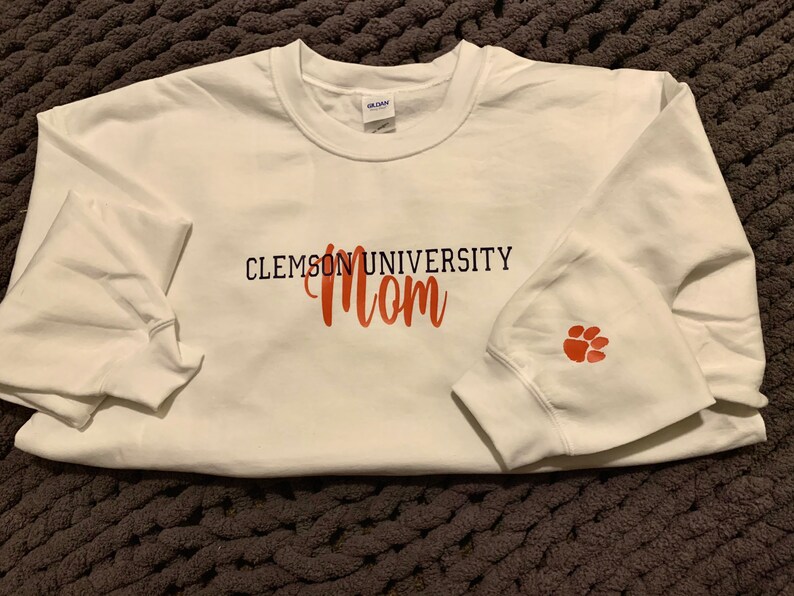 Clemson Tigers Mom Icon Officially Licensed T-Shirt