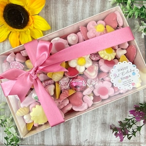 Cadeau d'anniversaire pour elle, cadeau d'anniversaire personnalisé, bonbonnière de luxe, boîte de chocolats, cadeau pour ami, nièce, soeur, fille, maman, grand-mère