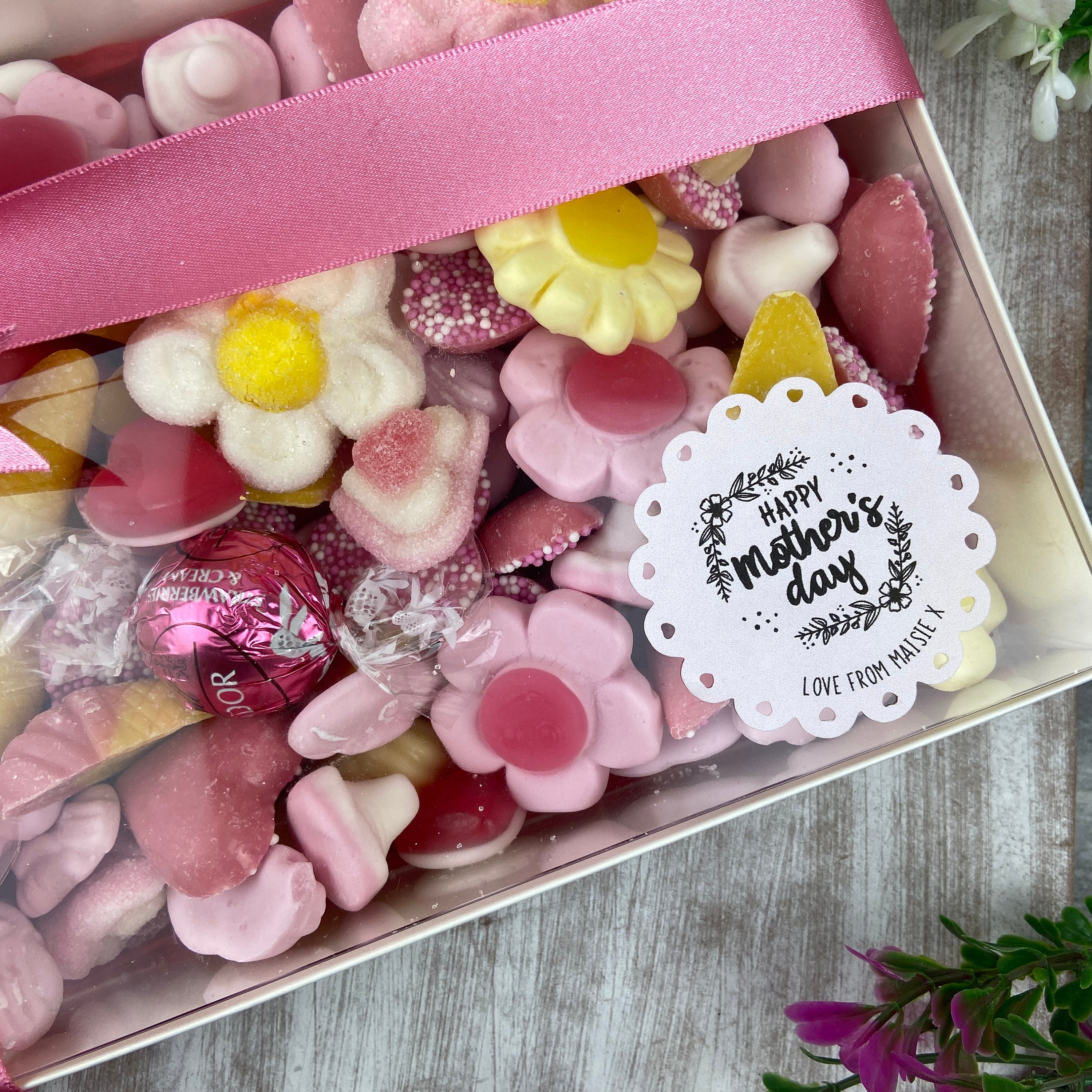 Mothers Day Gift, Mothers Day Personalised Gift, Gift for Mum, Luxury Sweet Box, Chocolate Box, Gift for Grandma, Mothers Day Treat Box