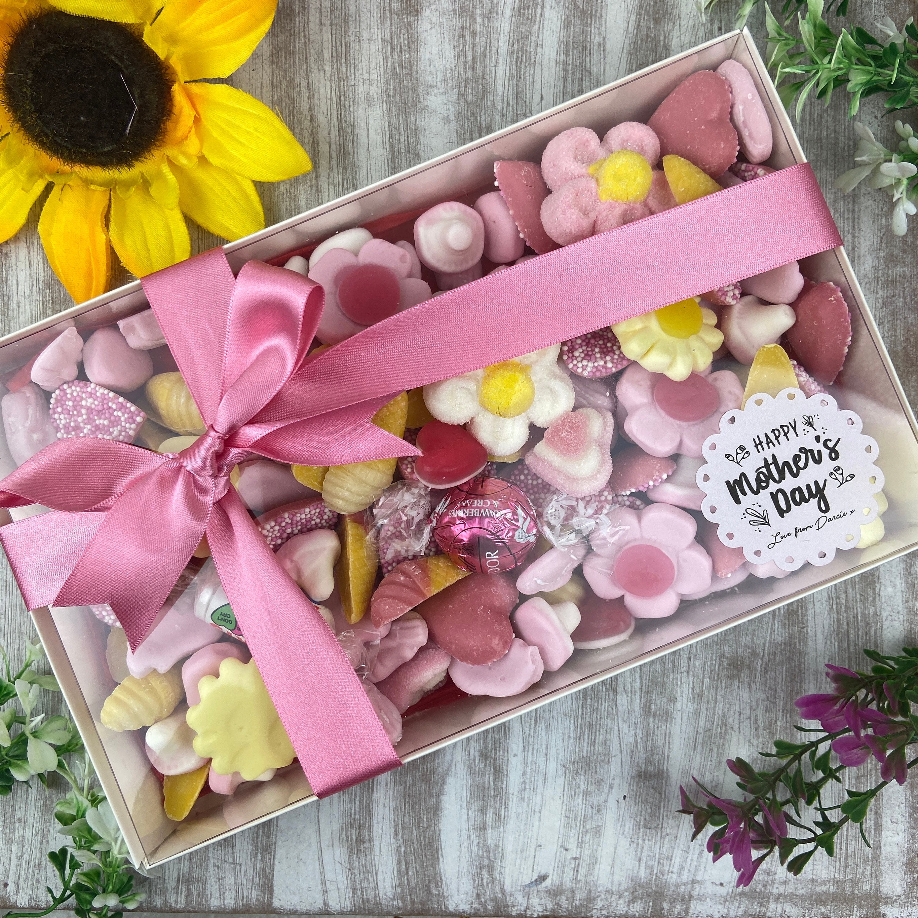 Mothers Day Gift, Mothers Day Personalised Gift, Gift for Mum, Luxury Sweet Box, Chocolate Box, Gift for Grandma, Mothers Day Treat Box