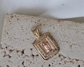 Colar de ouro 14K da Virgem Maria, colar com pingente milagroso, colar de Maria, presente para ela, colar com medalhão, colar religioso