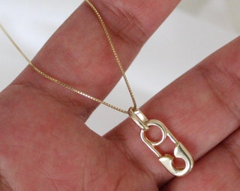 Solid Gold Safety Pin Necklace - 14K Gold Safety Pin Pendant Necklace - Dainty Handmade Gold Necklace - Minimal Gold Charm Necklace
