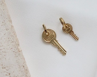 14K Solid Gold Key Necklace - Gold Tiny Key Charm - 14K Solid Gold Key - 14K Gold Dainty Key Pendant -
