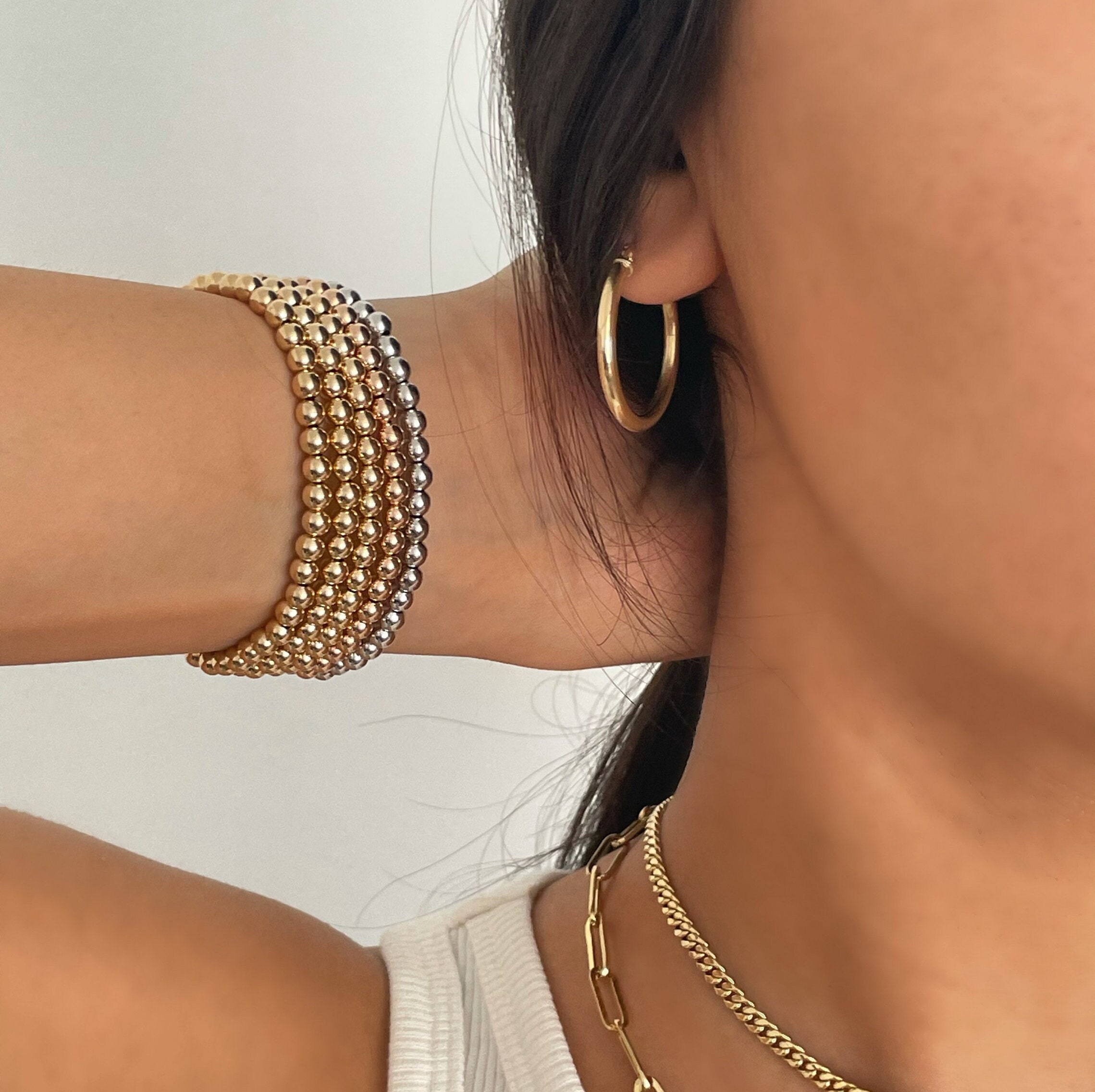 Bracciale in oro, Bracciale in oro sottile, Bracciale con catena in oro delicato, Bracciale a strati in oro delicato, Bracciale con perline di semi, Regalo di forza - Italia