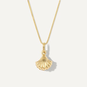 14K Gold Seashell Necklace With Pearl, Pearl Necklace Charm, 14k gold seashell necklace, Pearl necklace with Box Chain, Real Pearl Necklace