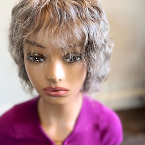 ElegantWigs グレー人毛ハンドメイドカーリーウィッグ *すぐに発送可能* *写真通り*