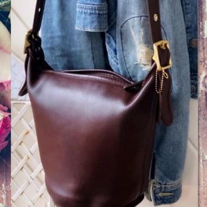Vintage Coach Helen's Legacy USA Mahogany Hobo / Duffle / Bucket