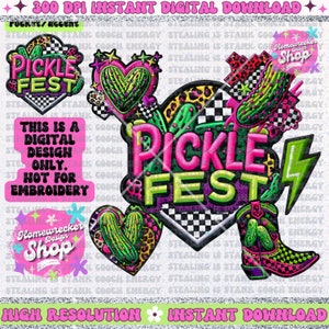 Puede incluir: Un diseño digital que presenta un gráfico de "Pickle Fest" rosa y verde con un fondo a cuadros. El diseño incluye un corazón de cactus, una bota de pepinillo y un pepinillo en un corazón. El texto "Este es un diseño digital solo. No para bordado" también está incluido.