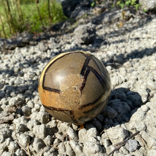 Natural Septarian Sphere / Crystal hotsell Sphere Ball/ Healing Reiki - 925 GMs