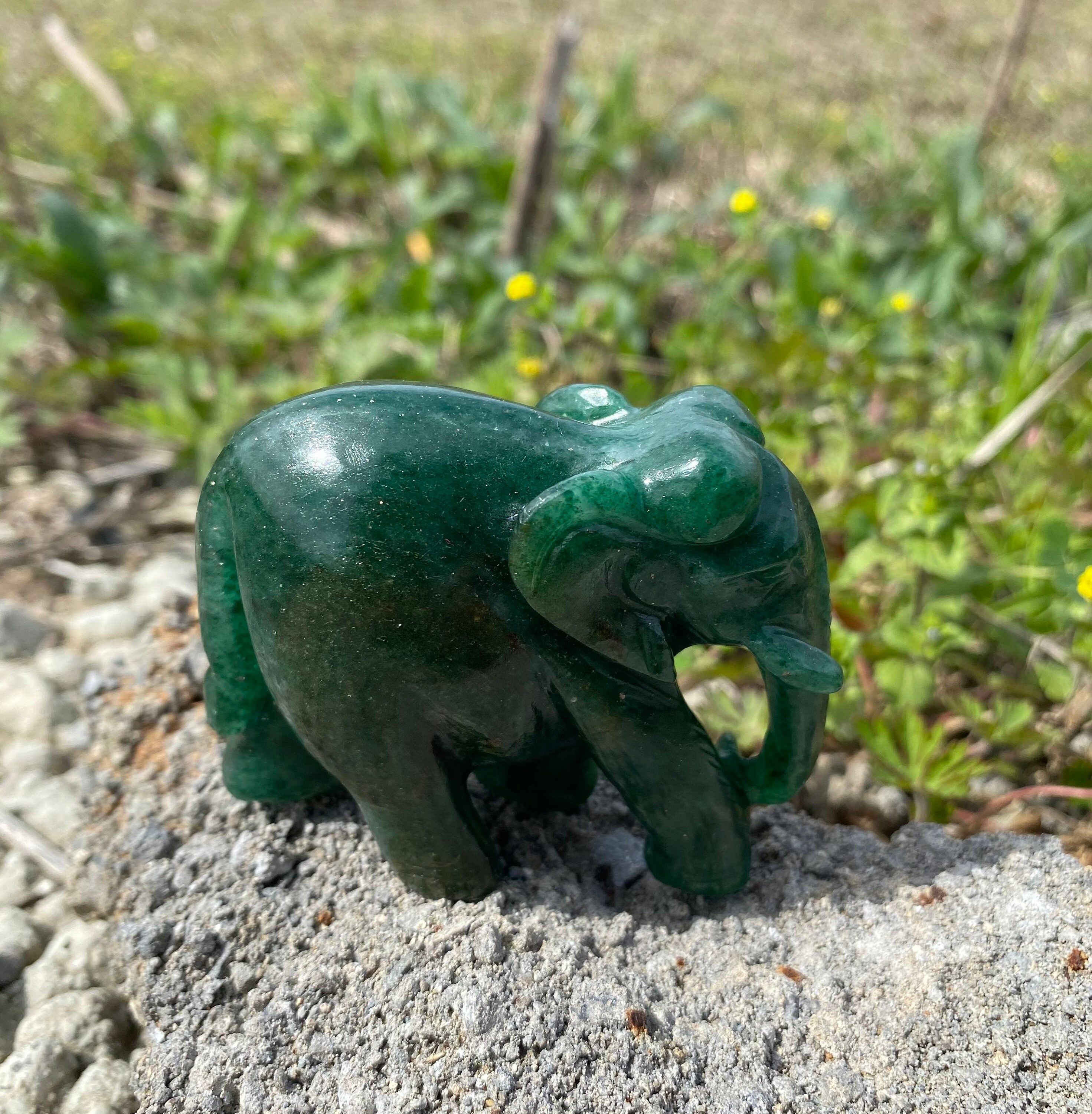 jade elephant figurines