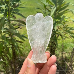 Crystal Quartz Stone Angel Figurine / Guardian Angel Stone Healing Crystals / Handmade Gemstone Home Decor 120 Gms