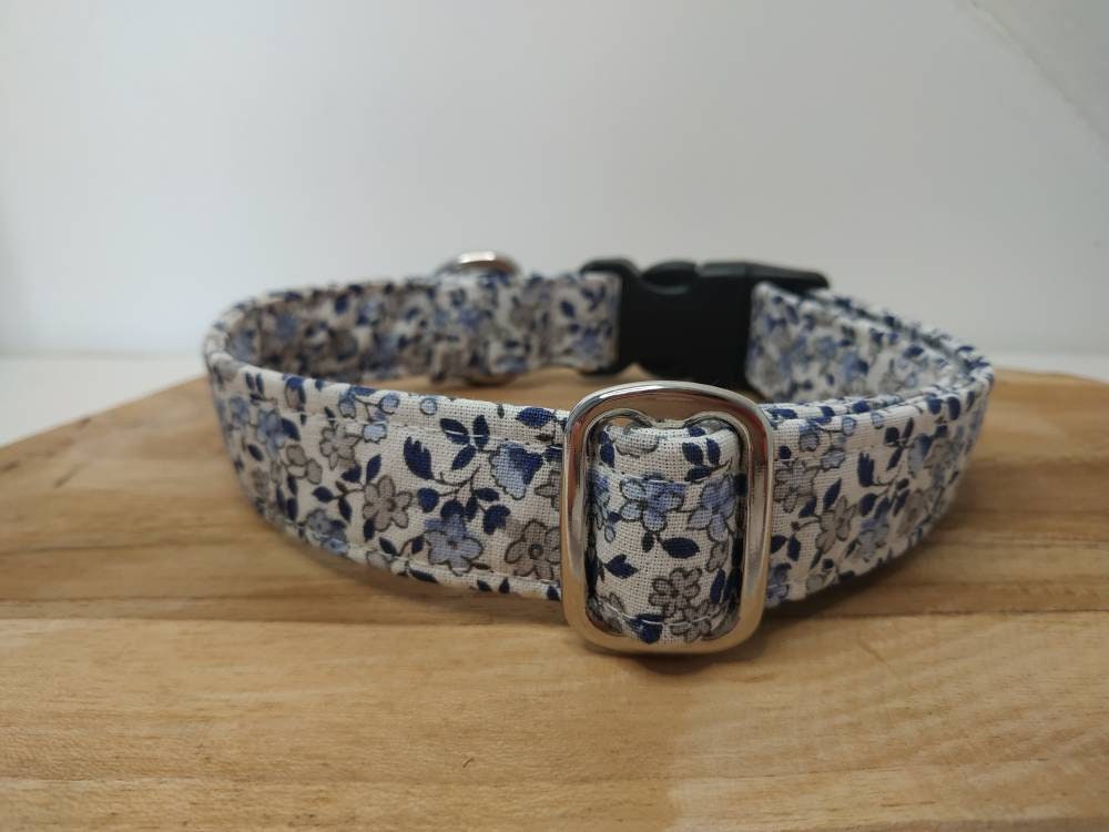 Collier Pour Chat Anti Étranglement Liberty Bleu, ou Collier Chien, Taille Réglable, Petit Chien Gro