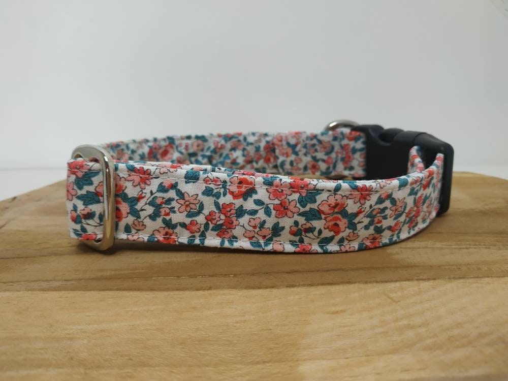 Collier Pour Chien en Liberty Rose, ou Collier Chat Anti Étranglement, Motifs Fleuris, Animaux Maria