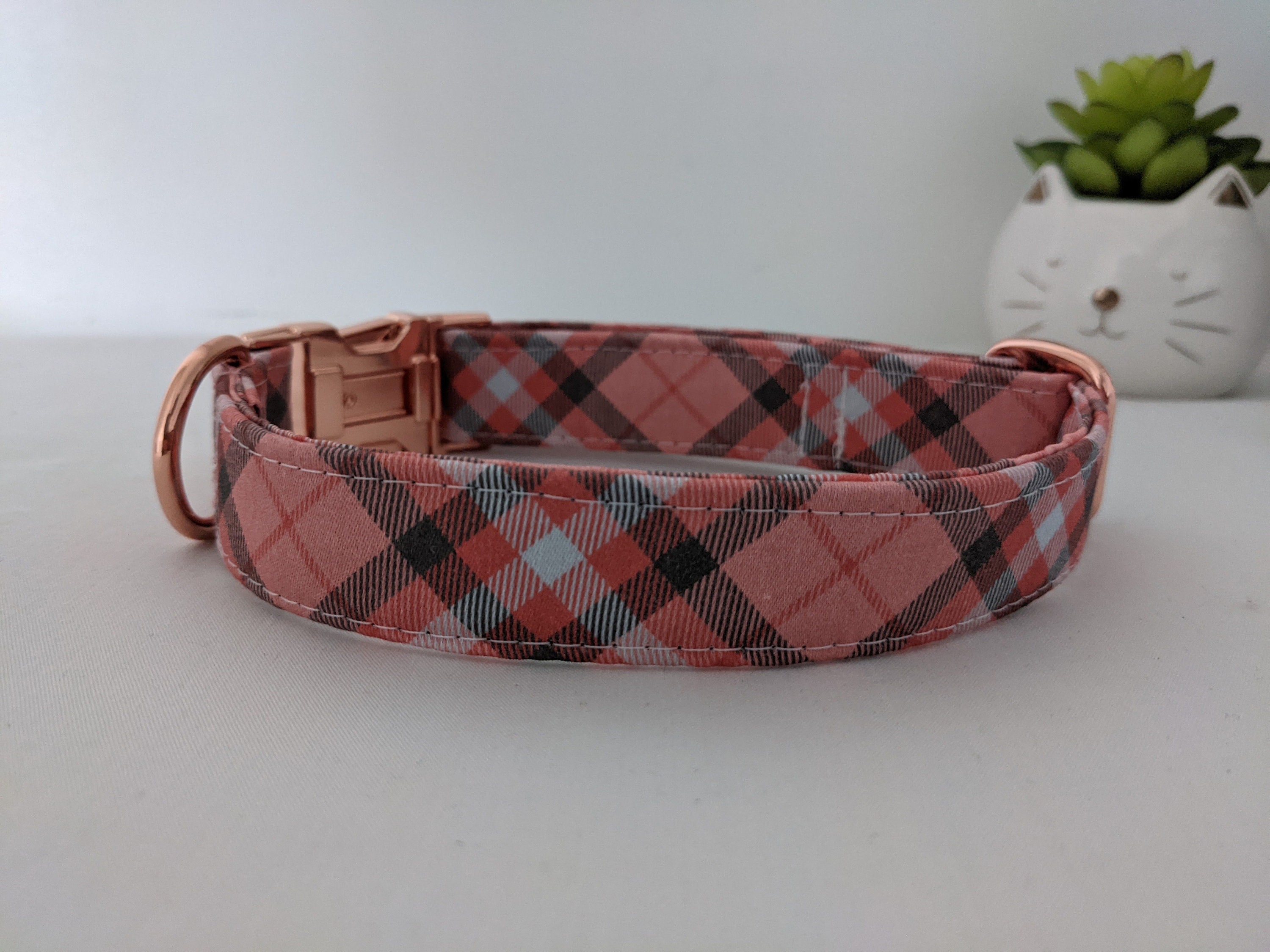Collier Pour Chien Original Tartan Rose Style Écossais Éthique Fait Main en France ou Collier Chat A