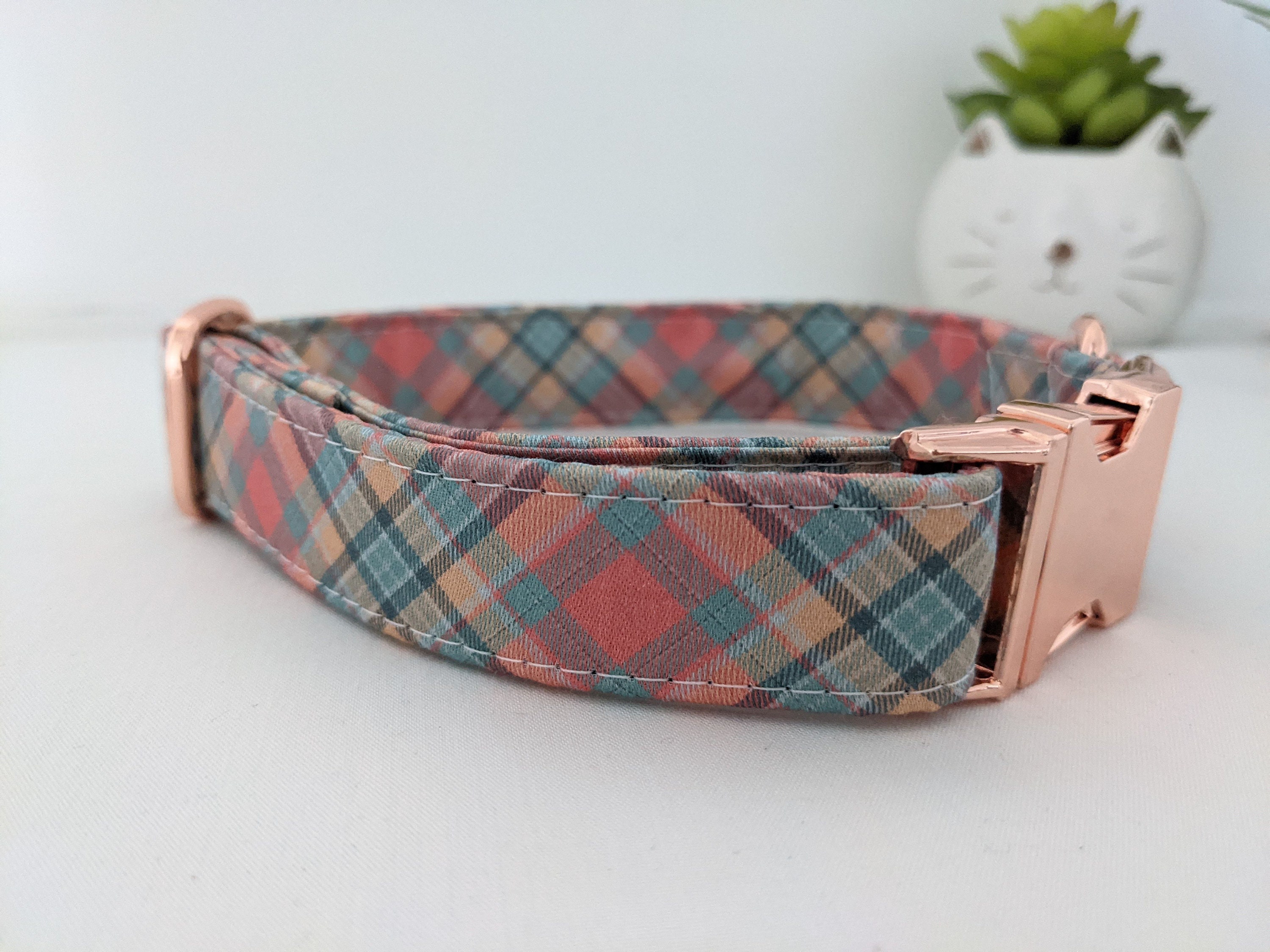 Collier Pour Chien ou Chat Anti Étranglement, Tartan Rose, Motif Écossais, Original et Personnalisab