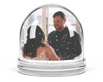 Personalized Snow Globe, Custom Keepsake, Wedding Gift, Holiday Decor, Photo Snow Globe