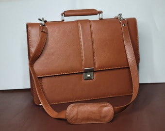 Personalized leather messenger bag men, Handmade messenger bag, Leather laptop briefcase men, Crossbody messenger bag, Custom laptop bag men