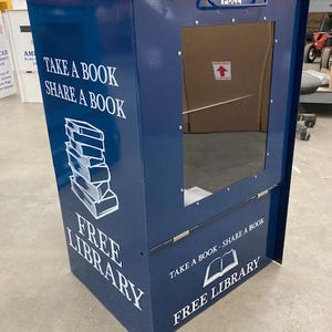The LibraryBox / Community Book Share Box