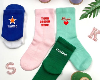 Chaussettes personnalisées colorées avec nom, chaussettes brodées personnalisées avec votre logo, chaussettes d'équipe, cadeaux personnalisés pour VIP faits pour elle