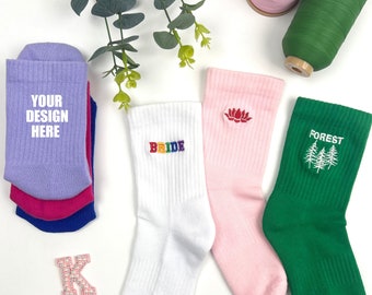 Op maat geborduurde sokken met uw naam, tekst, logo, gepersonaliseerde damessokken, sportsokken, teamsokken, gepersonaliseerd uniek cadeau