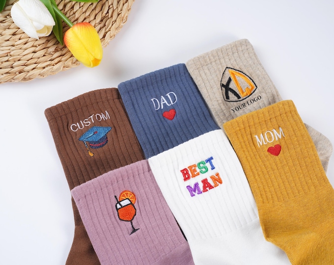 Custom Vintage  socks ,Embroidered Socks. Unisex Cotton Socks With Personalized Text Logo,Mom Dad Socks, Party Favors Gift, Family Gift.
