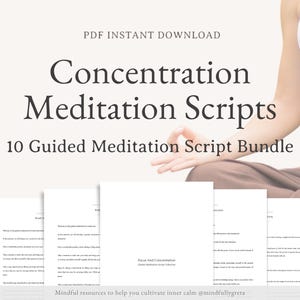 Könnte beinhalten: Ein digitaler Download von 10 geführten Meditations-Skripten zur Konzentration. Das Bild zeigt eine Person, die meditiert, mit ihren Händen in Mudra-Position. Der Text "Concentration Meditation Scripts" und "10 Guided Meditation Script Bundle" wird auf weißem Hintergrund angezeigt.