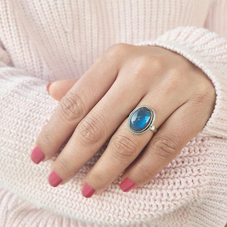 Natural Labradorite Gemstone Boho Ring,Sterling Silver Ring,Blue Flashy Labradorite Cabochon Ring,Handmade Silver Ring,Personalized Ring