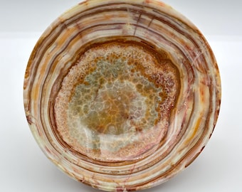 Grüner Onyx 6 in Schale