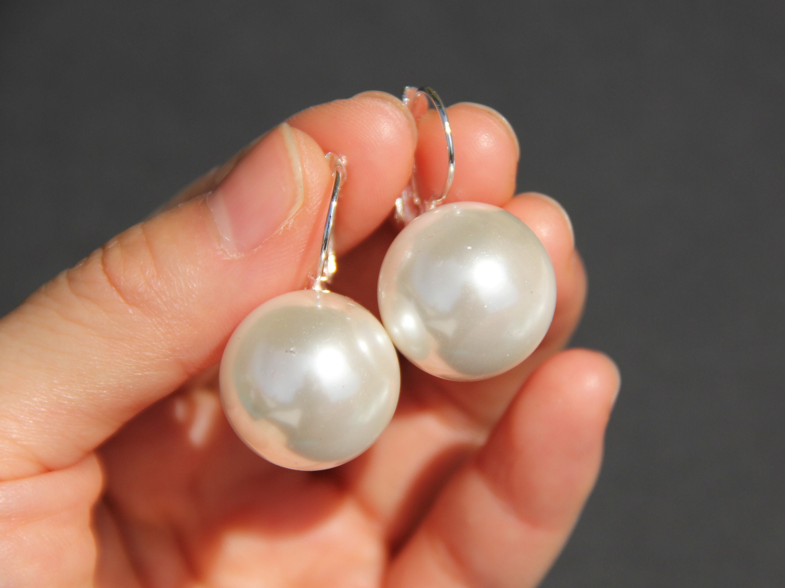 Boucles d'Oreilles Pendantes en Argent 925 et Perles de Tahiti Poires 8 mm  - MATARAM