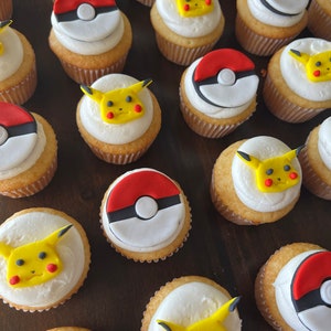 Pokeball Fondant Cupcake Toppers
