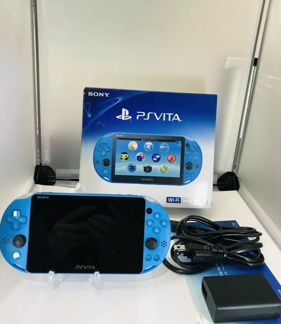 Playstation Vita 2000 aqua modded 
