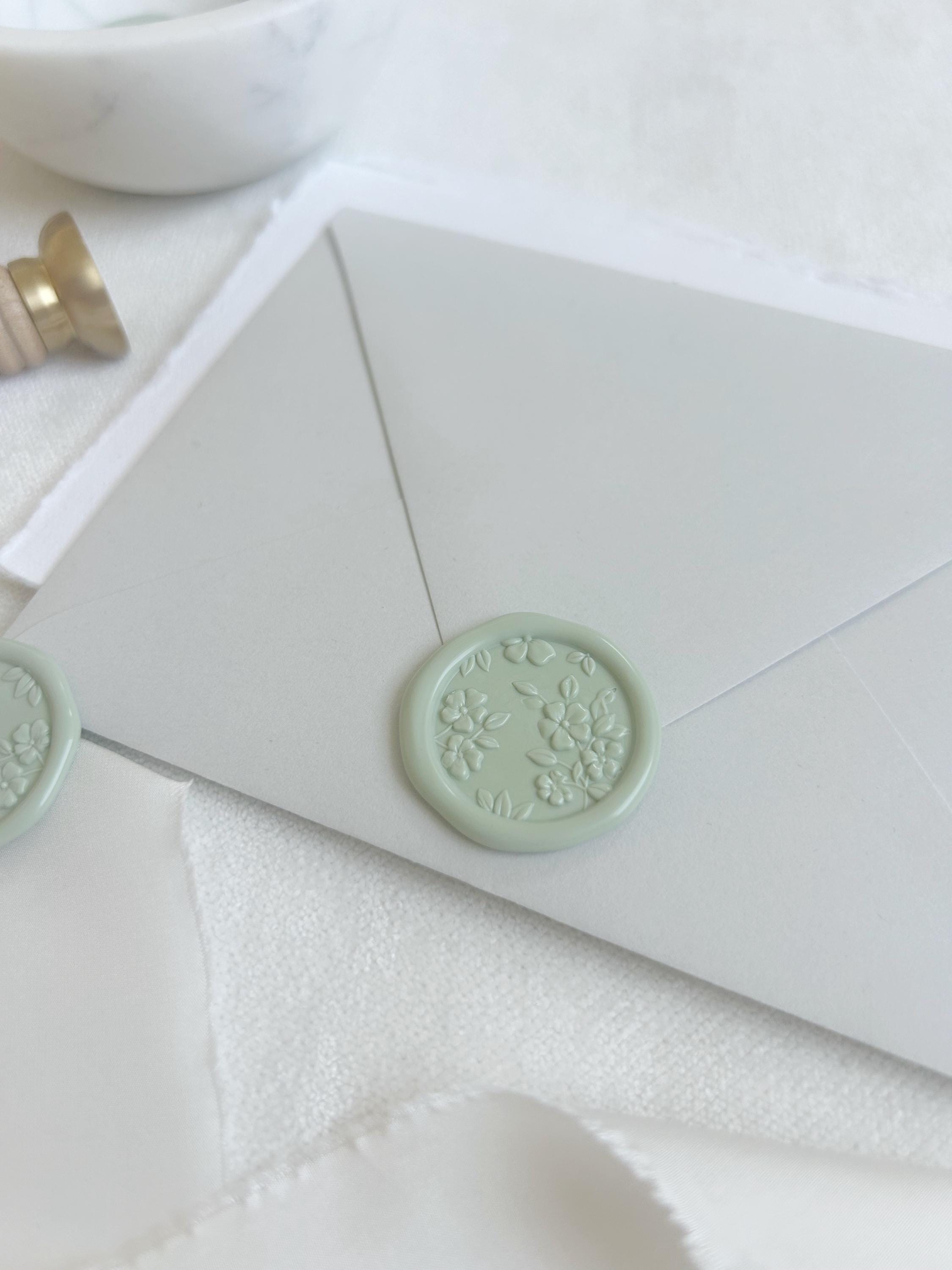 Floral Wax Seal Sticker - Botanical Custom Wax Seal - Wedding Floral Wax Seal - Seating Chart Wax Seal - Handmade Self-Adhesive Wax Seal
