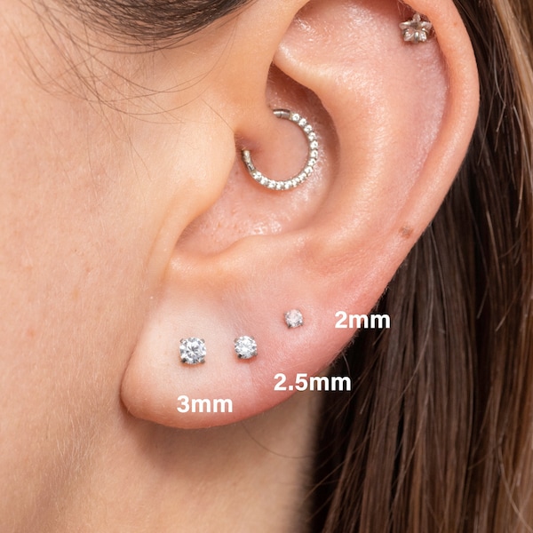 tiny crystal stud, cubic zirconia piercing, round shape piercing, cartilage piercing, 20g piercing, helix piercing, small dainty earring