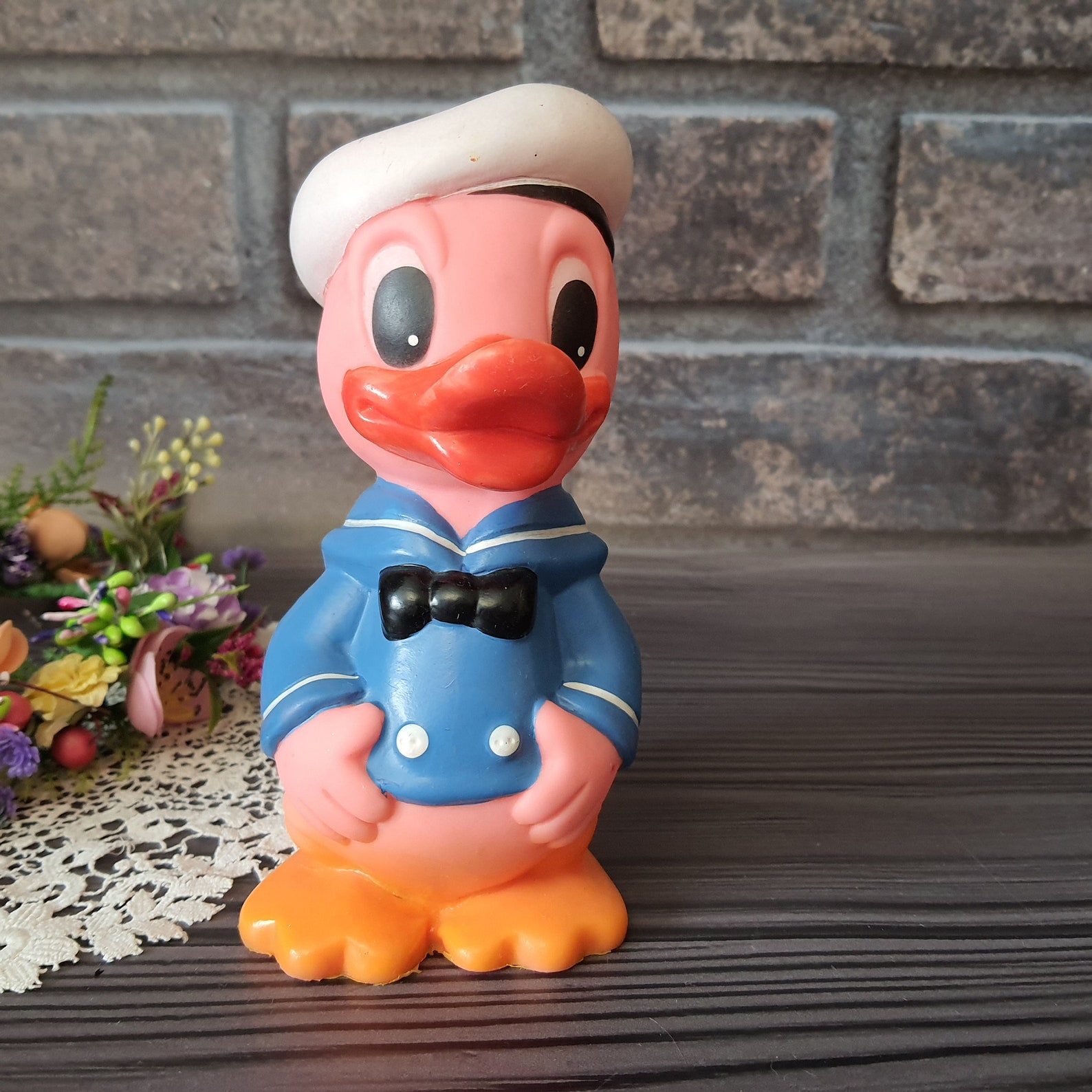 donald duck rubber ducky