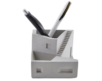 Concrete Pencil Holder – Minimalist Cement Pen Cup with Cork Base, Modern Desk Organizer