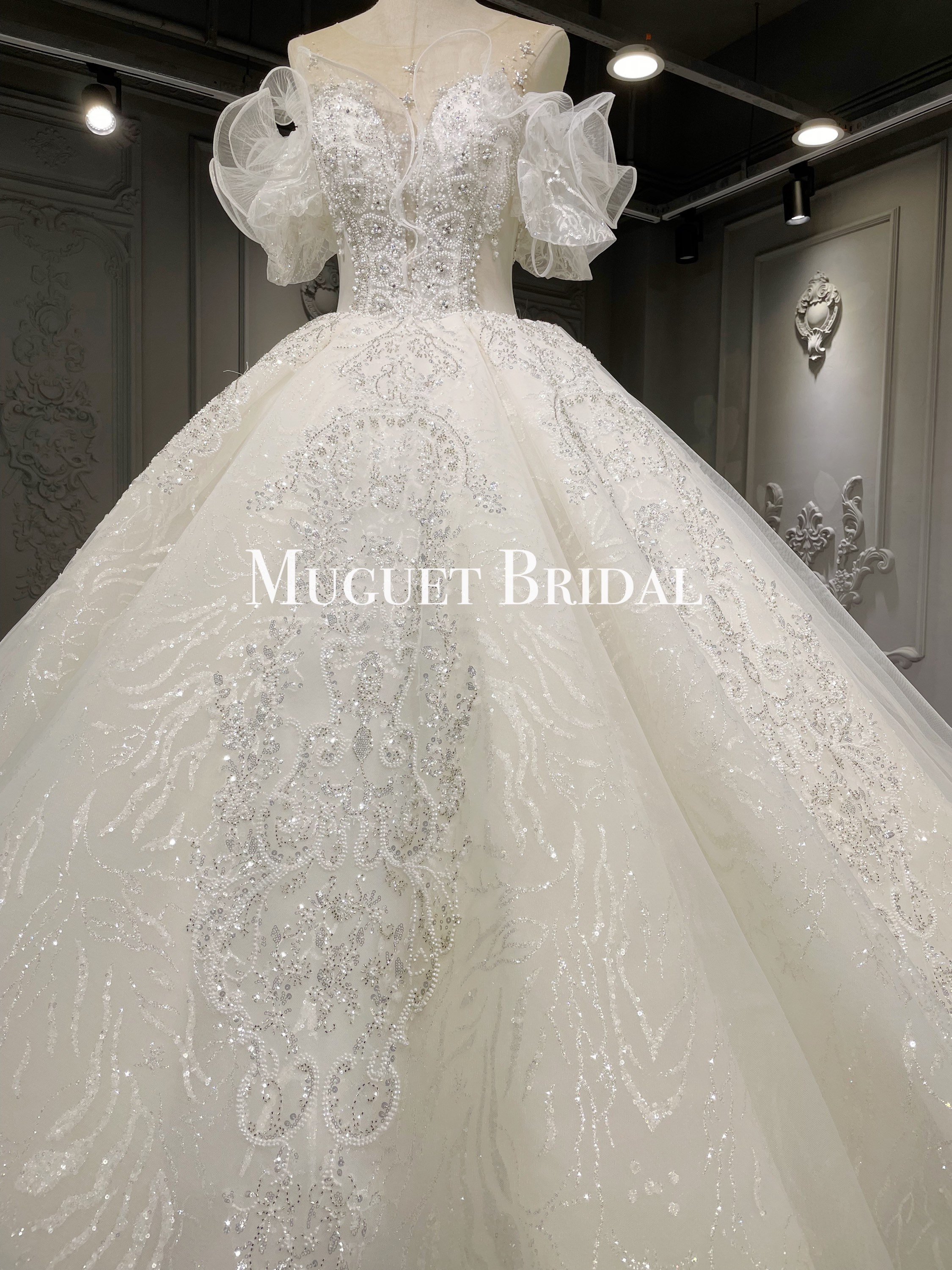 Luxury Beaded Wedding Dress Princess Wedding Gown off the Shoulder