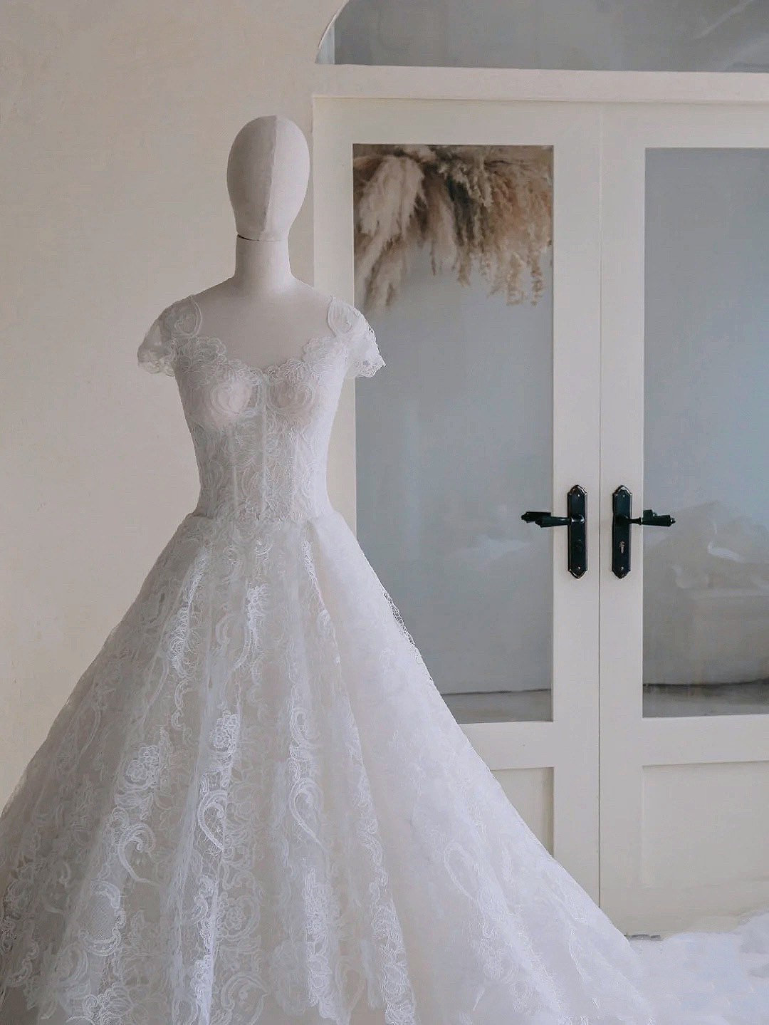 Beautiful Lace Top Short Sleeves Prom Dress A Line Wedding Dresses TN136 main image 0