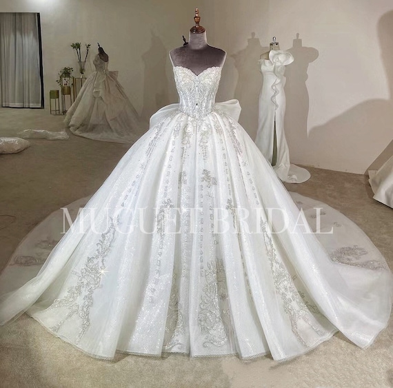 Appliques Flowers Princess Wedding Dresses Off-the-shoulder – loveangeldress