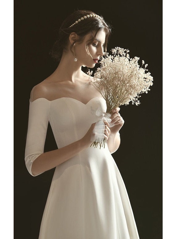 Modest / Simple Ivory Satin Bridal Wedding Dresses 2020 Ball Gown  Off-The-Shoulder Short Sleeve Backless Cathedral Train Ruffle