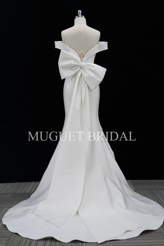 Trumpet Mermaid Satin Bow Off The Shoulder Wedding Dress Trumpet Mermaid Satin Bow Off The Shoulder Wedding Dress